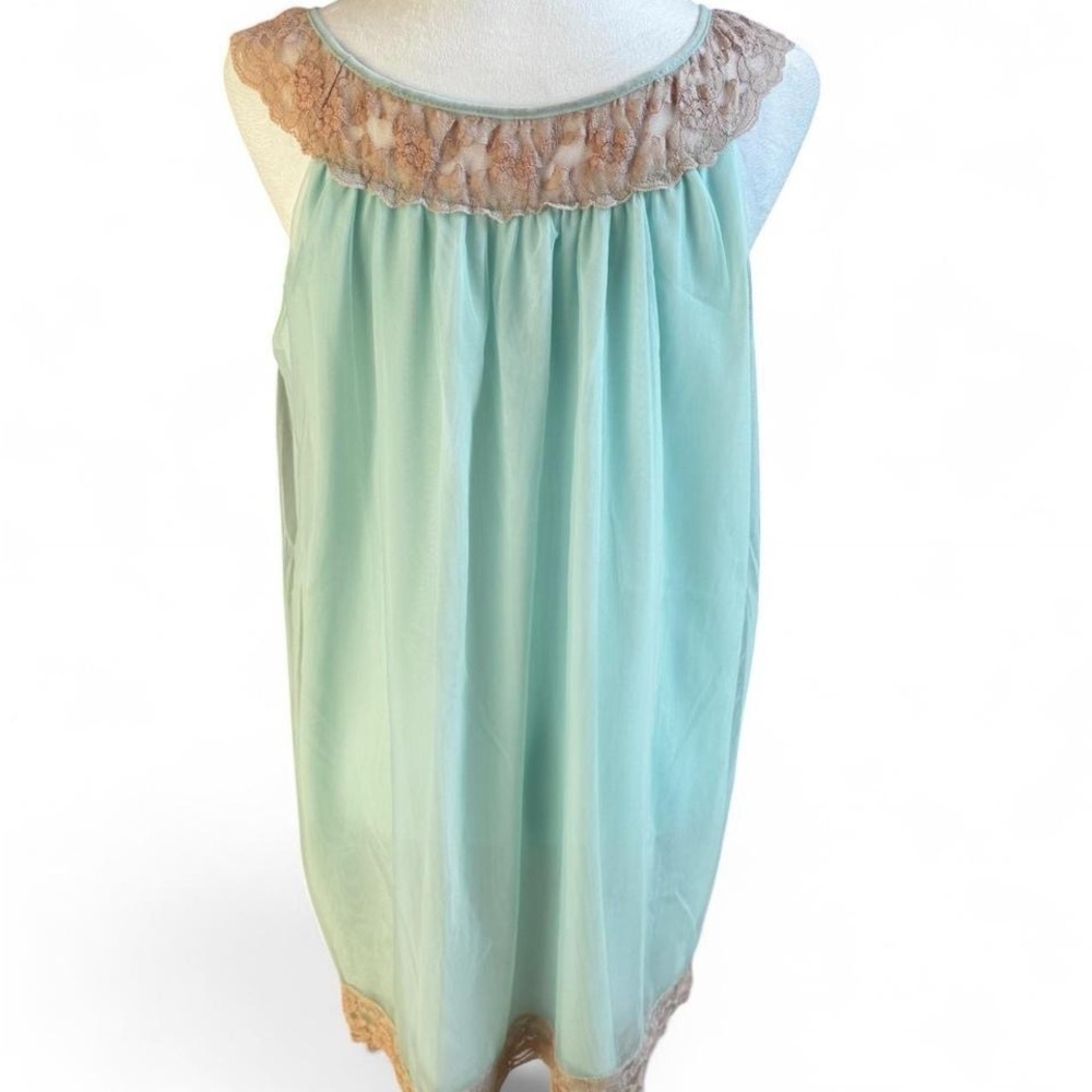 Vintage Mint Green Lace Trim Nightgown - Picture 2 of 7